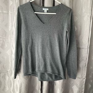 Old Navy sweater